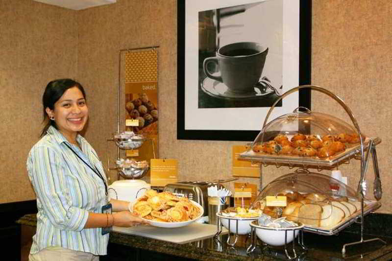 Hampton Inn & Suites Boerne Restaurace fotografie